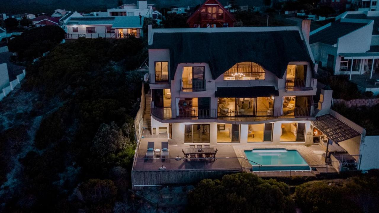 Whale Huys Luxury Oceanfront Eco Villa Gansbaai Esterno foto