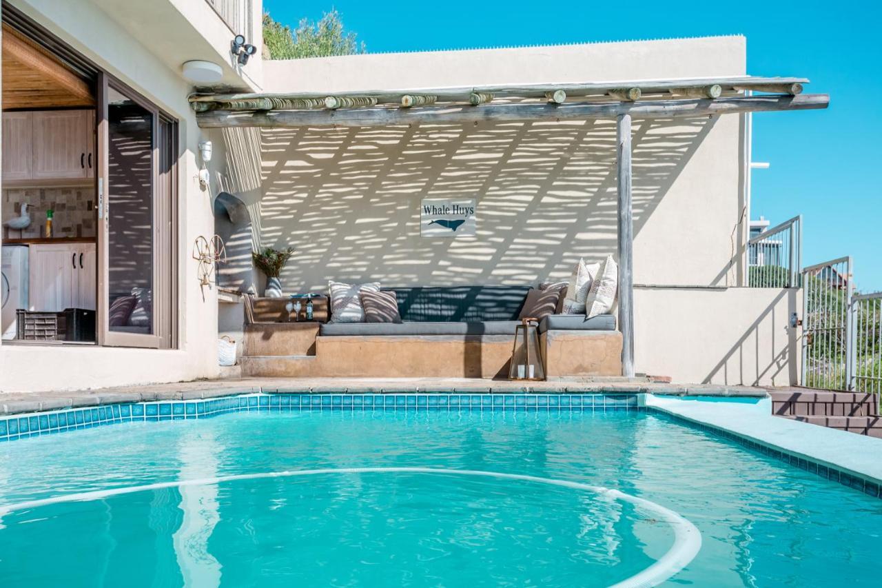 Whale Huys Luxury Oceanfront Eco Villa Gansbaai Esterno foto