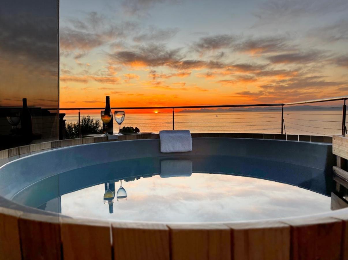 Whale Huys Luxury Oceanfront Eco Villa Gansbaai Esterno foto