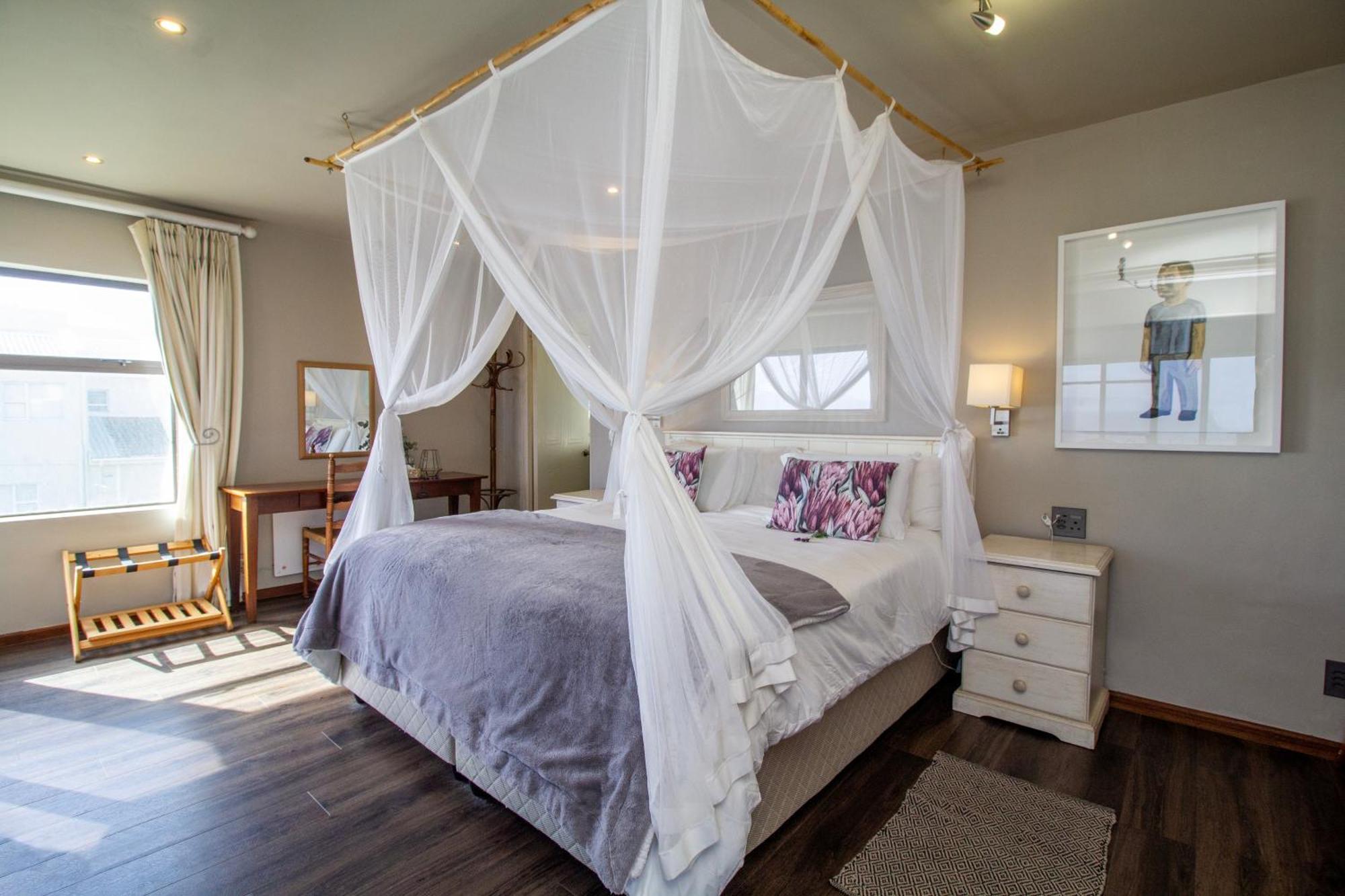 Whale Huys Luxury Oceanfront Eco Villa Gansbaai Esterno foto