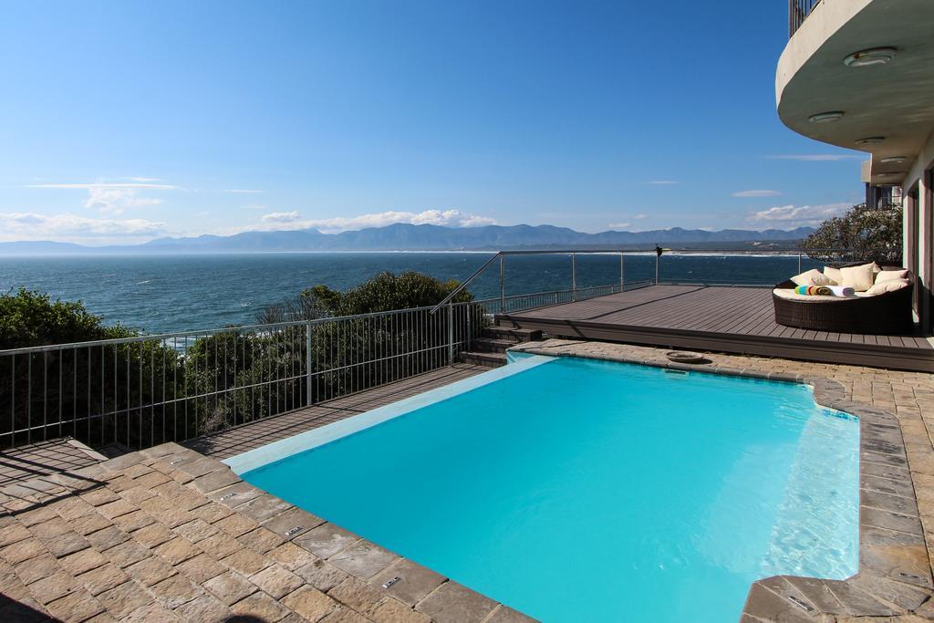 Whale Huys Luxury Oceanfront Eco Villa Gansbaai Esterno foto