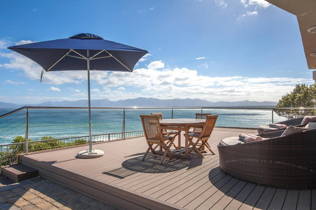 Whale Huys Luxury Oceanfront Eco Villa Gansbaai Esterno foto