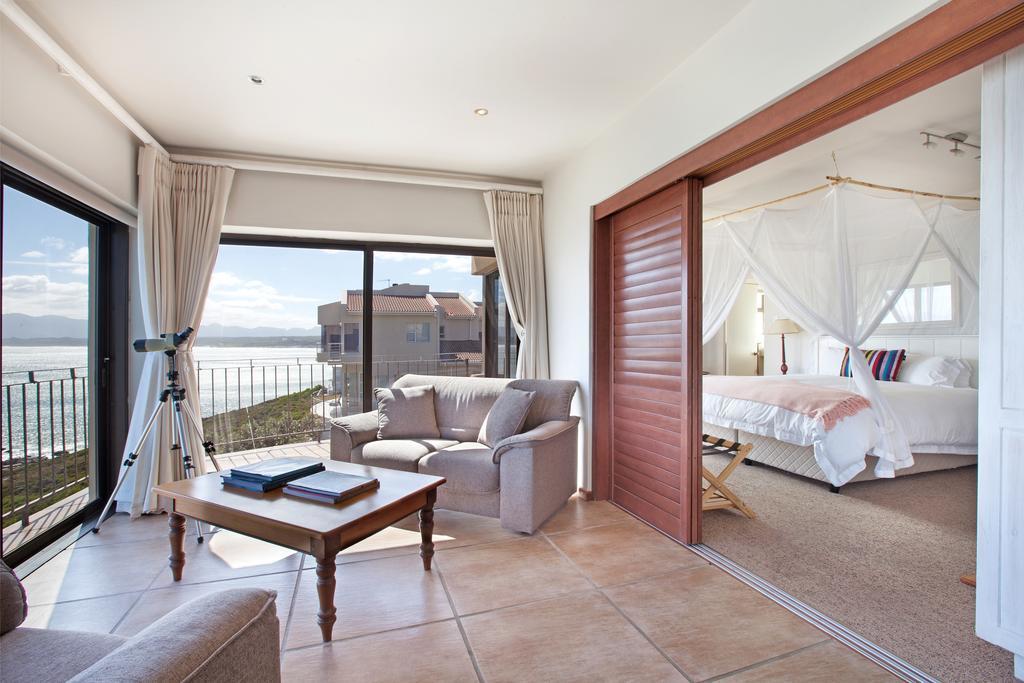 Whale Huys Luxury Oceanfront Eco Villa Gansbaai Esterno foto