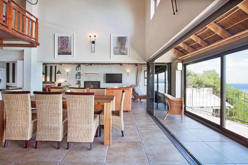 Whale Huys Luxury Oceanfront Eco Villa Gansbaai Esterno foto