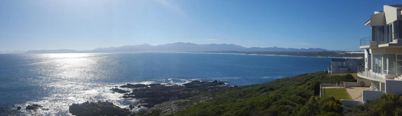 Whale Huys Luxury Oceanfront Eco Villa Gansbaai Esterno foto